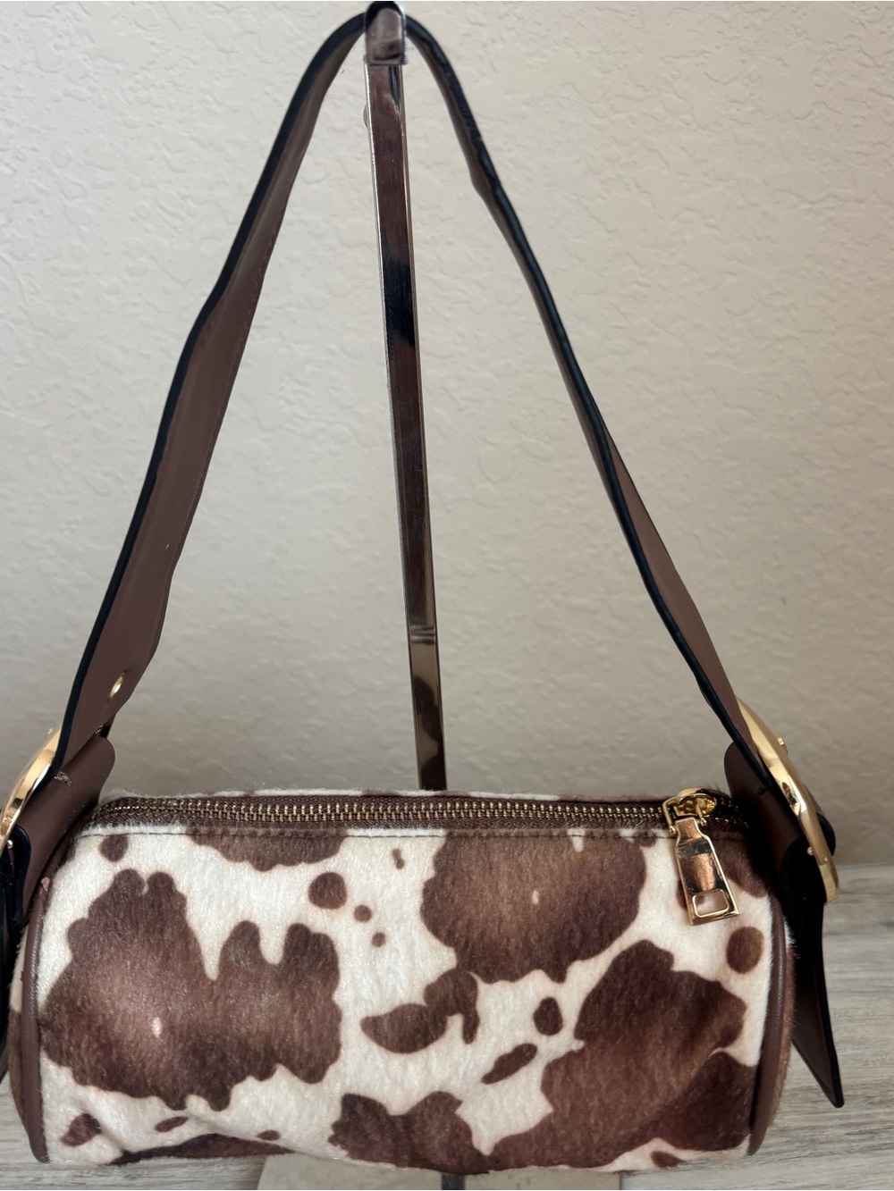 Cow Print Faux Fur Y2K Western Brown White Shoulder Bag Purse. - Picture 3 of 5
